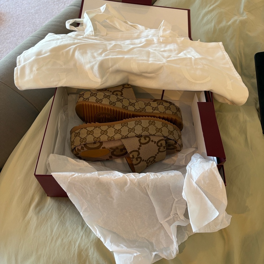 Gucci Beige and Brown platform GG Pattern Slides-worn once! Comes with bag/box - Picture 12 of 14